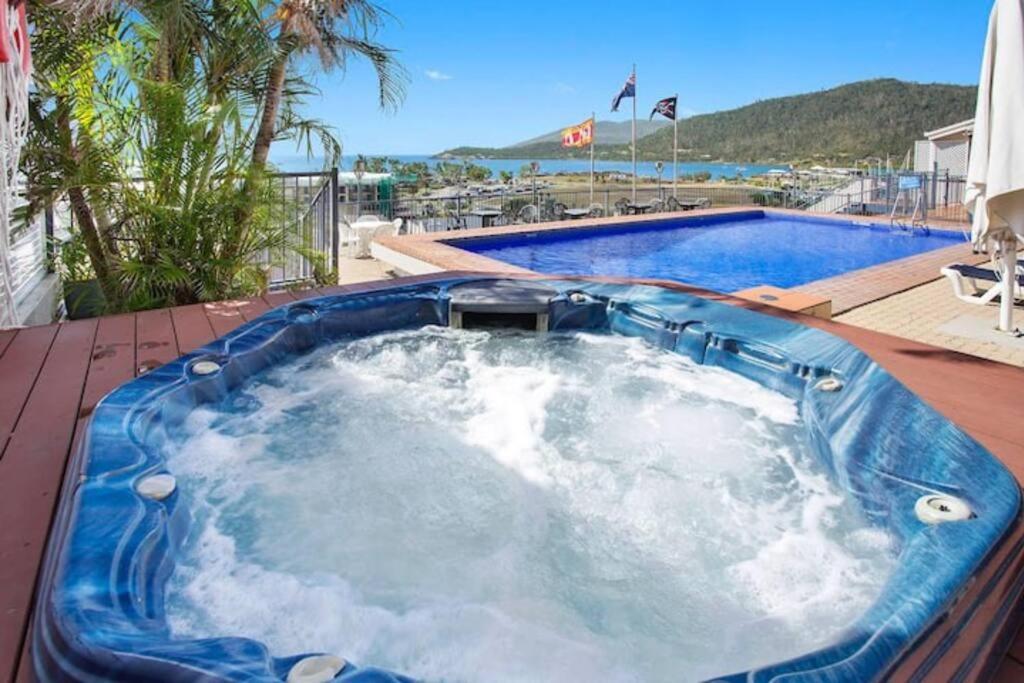 Ocean View 33A Studio Pool Ocean View Wifi แอร์ลีบีช ภายนอก รูปภาพ