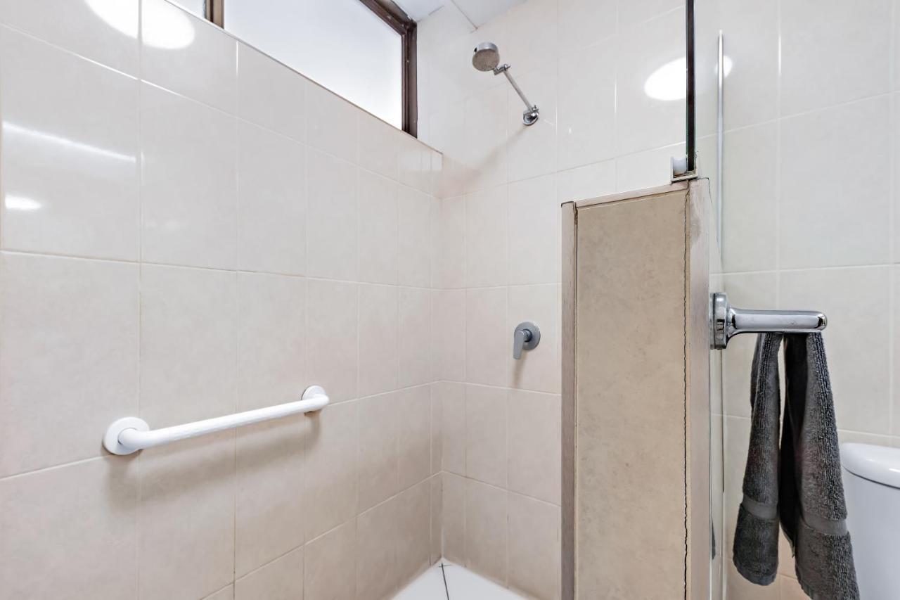 Ocean View 33A Studio Pool Ocean View Wifi แอร์ลีบีช ภายนอก รูปภาพ